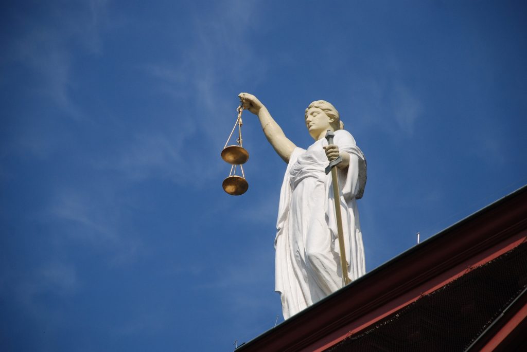 Top 100 Business Law Topics For Academic Papers